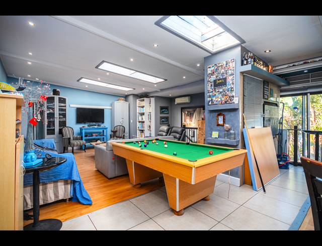 13 BEDROOM FREESTANDING FOR SALE IN SUNSET BEACH